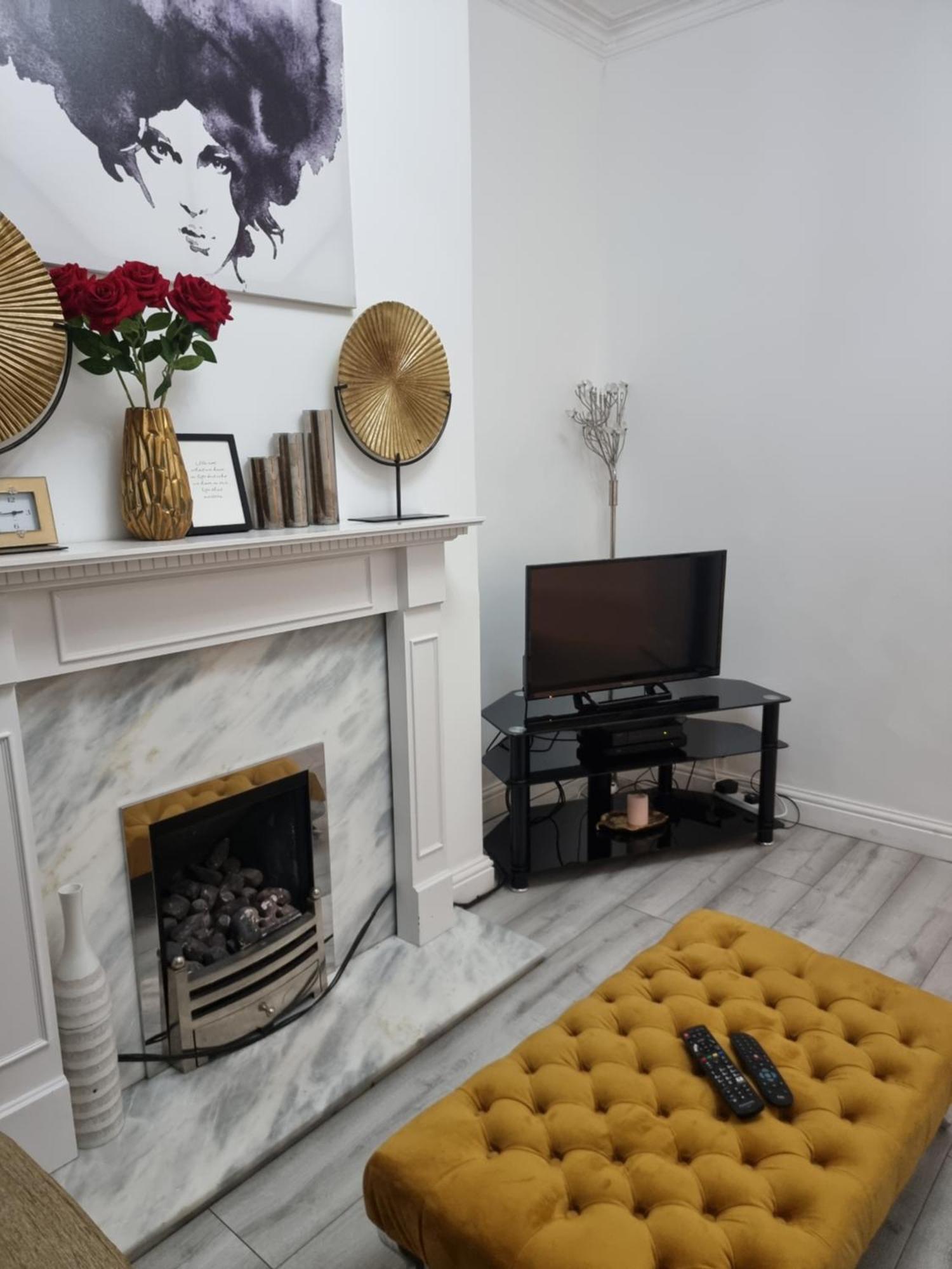 Вилла Gorgeous Stylish Cheri Victorian House In Манчестер Экстерьер фото